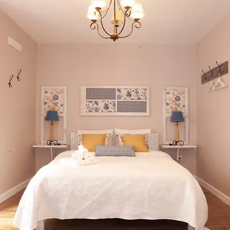 Cafofos Da Zeta * Сетубал