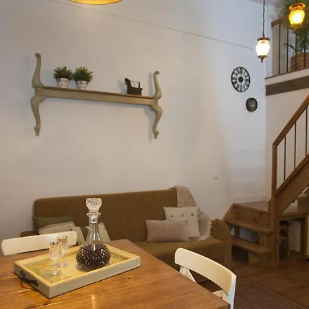 Cafofos Da Zeta 아파트 세투발