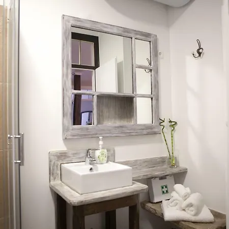 Apartment Cafofos Da Zeta *